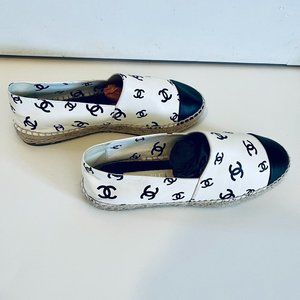Chanel Leather Espadrille Flats Black & White Size 41